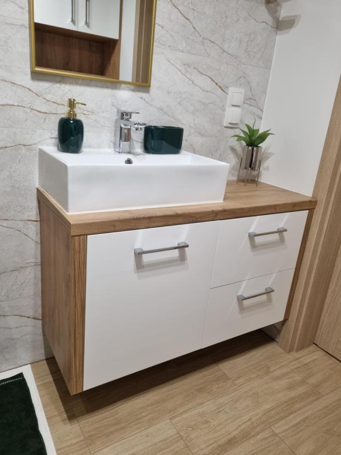 Apartament Sloneczny -Sciegiennego Келце Екстериор снимка